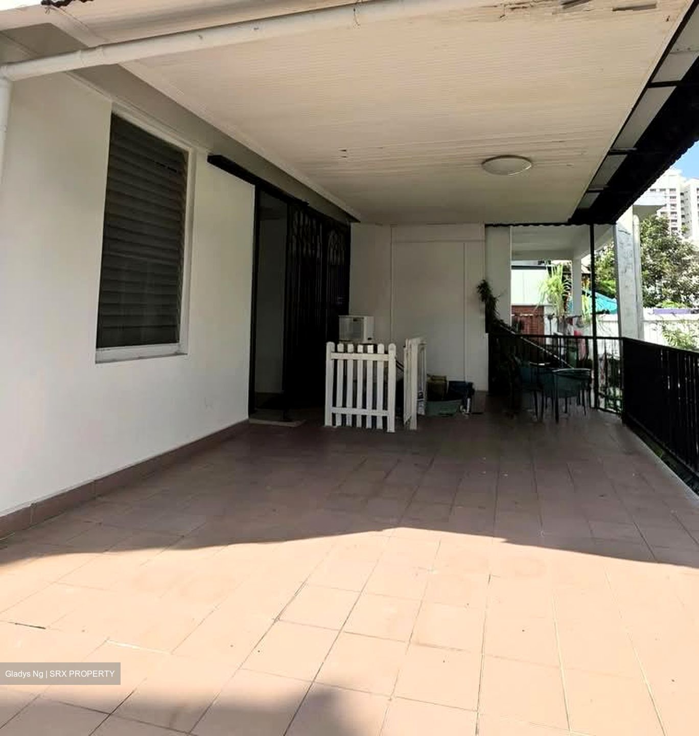 Sims Avenue East (D14), Semi-Detached #578657131